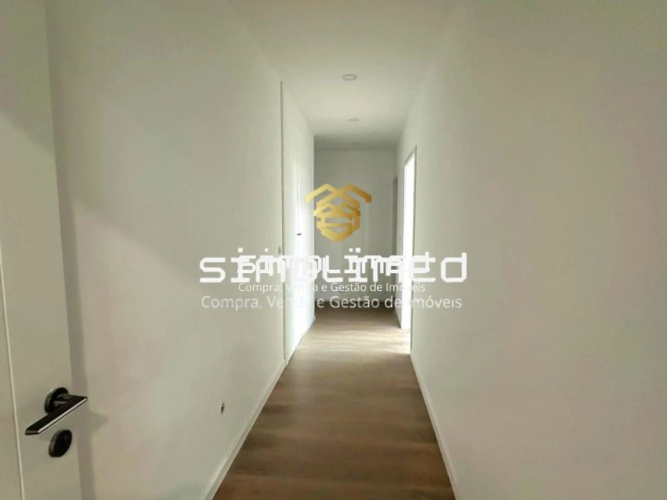Apartamento T4 para Venda em Alto do Seixalinho, Santo André e Verderena Foto 20
