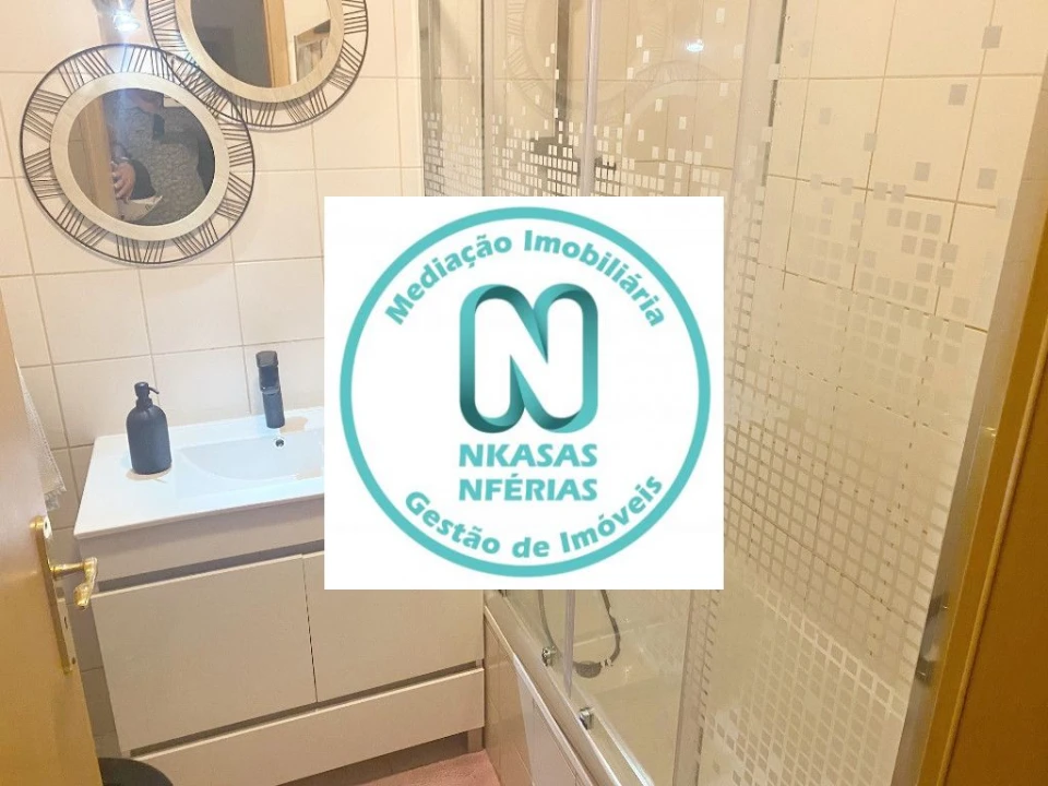 Apartamento T3 para Venda em Portimão Foto 7