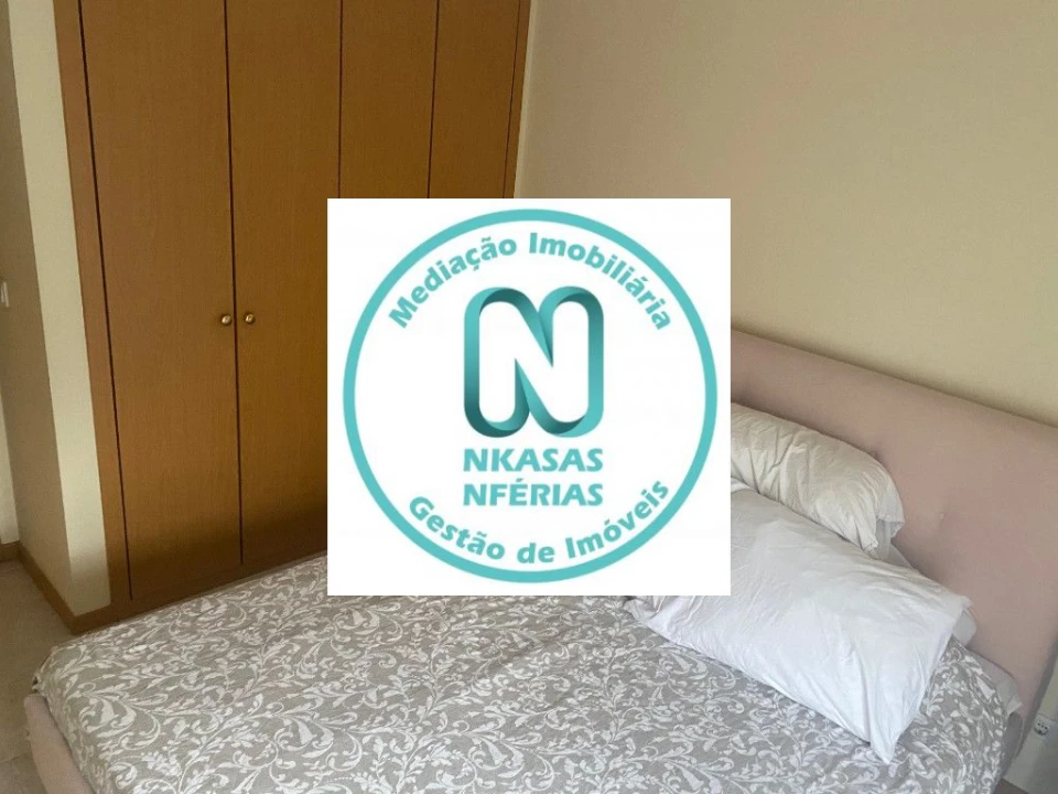 Apartamento T3 para Venda em Portimão Foto 9