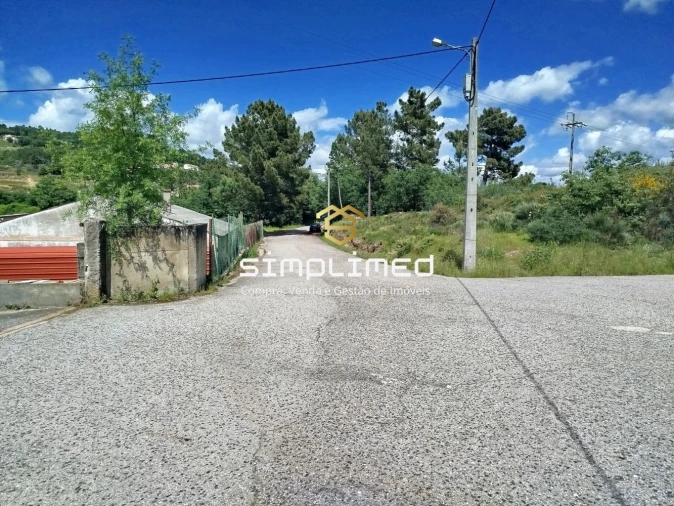 Terreno para Venda em Teixoso e Sarzedo Foto 29