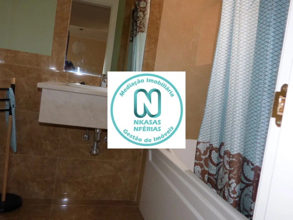 Apartamento T1 para Venda em Portimão Foto 11