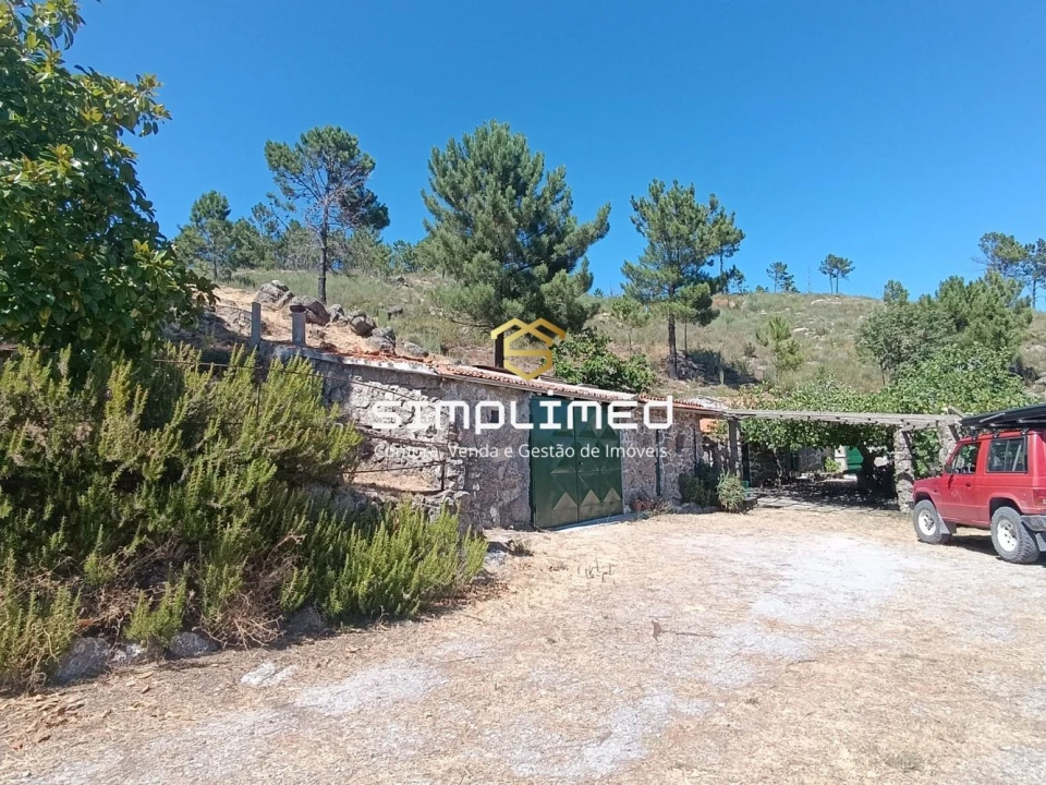 Quinta T2 para Venda em Orjais Foto 38