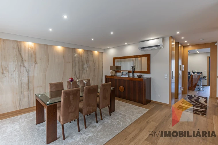 Moradia T3 para Venda em Fânzeres e São Pedro da Cova Foto 5