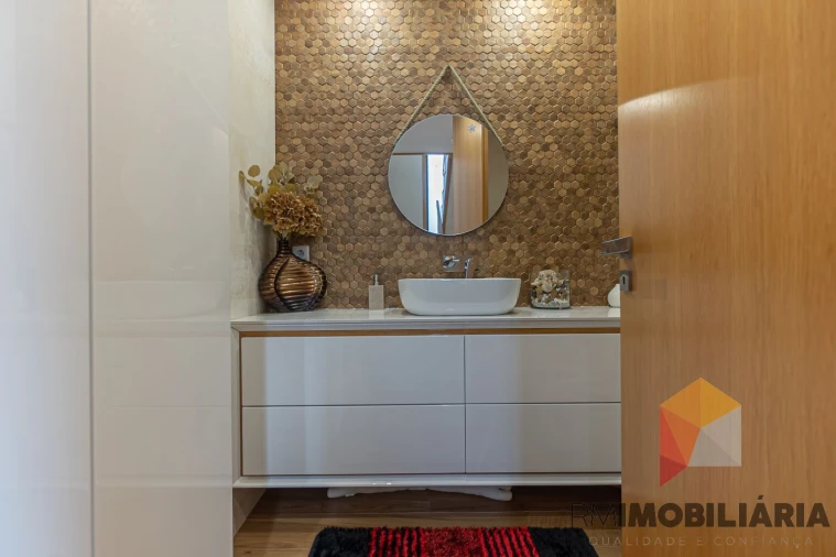 Moradia T3 para Venda em Fânzeres e São Pedro da Cova Foto 17