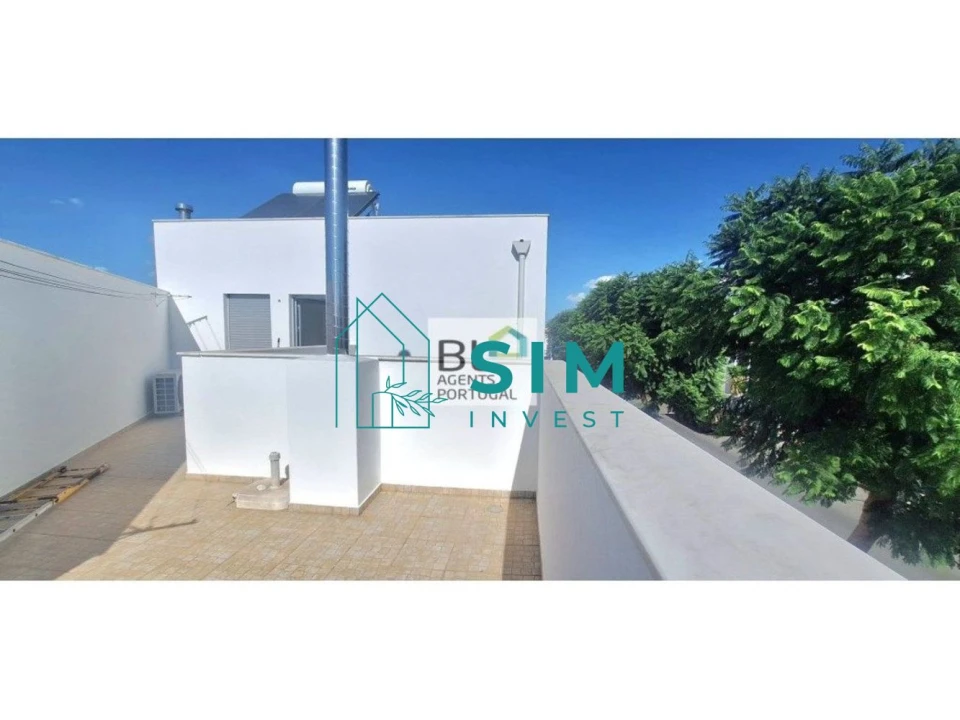 Moradia T3 para Venda em Bacelo e Senhora da Saúde Foto 35