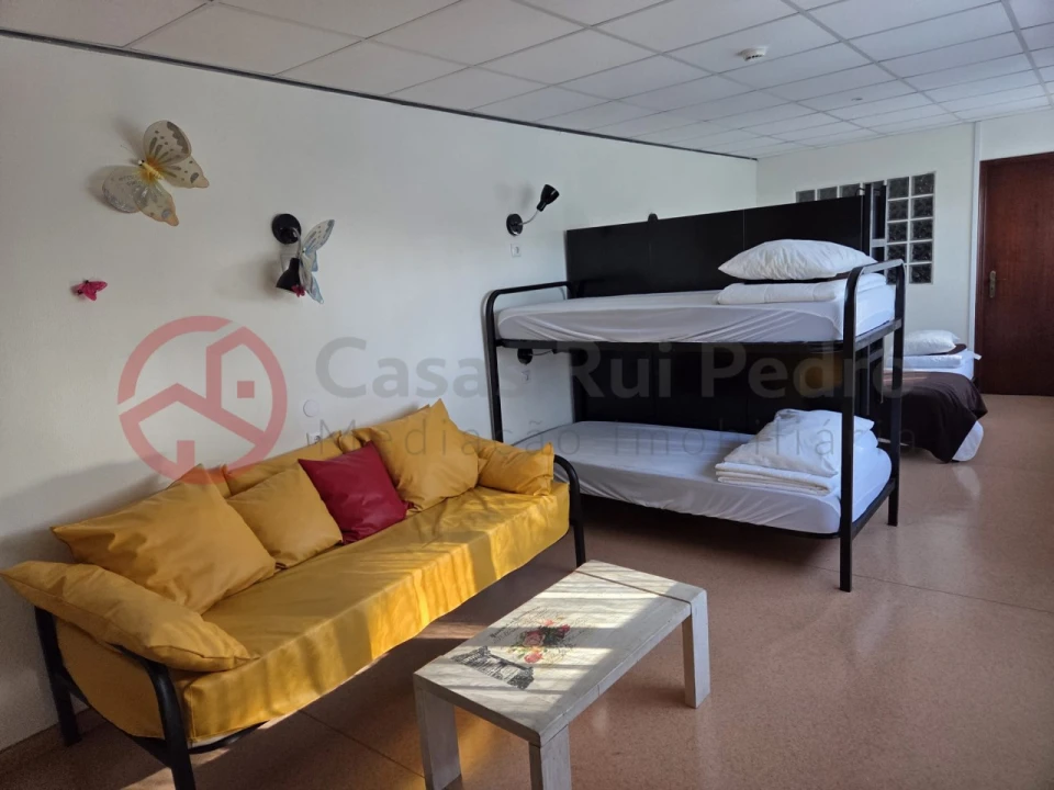 Moradia T6 para Venda em Charneca de Caparica e Sobreda Foto 11