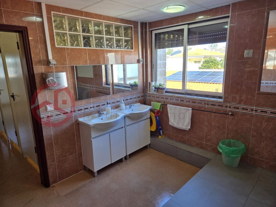 Moradia T6 para Venda em Charneca de Caparica e Sobreda Foto 22