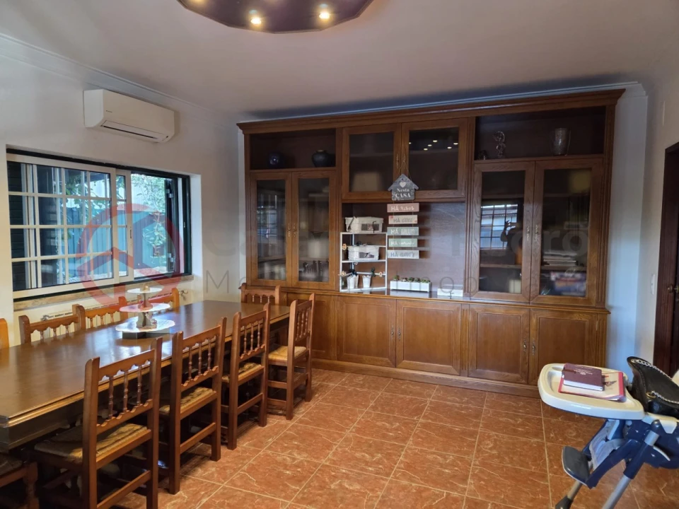 Moradia T6 para Venda em Charneca de Caparica e Sobreda Foto 25