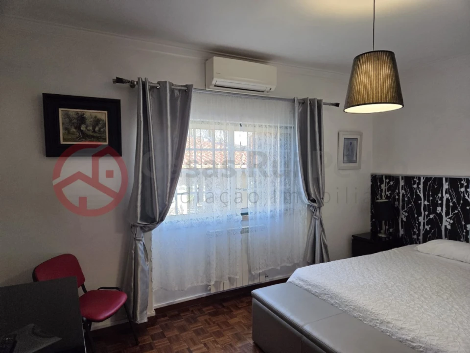 Moradia T6 para Venda em Charneca de Caparica e Sobreda Foto 37