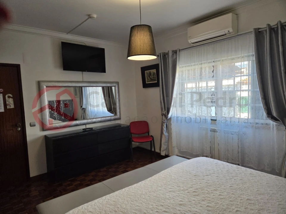 Moradia T6 para Venda em Charneca de Caparica e Sobreda Foto 38