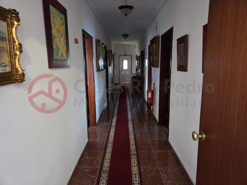 Moradia T6 para Venda em Charneca de Caparica e Sobreda Foto 39