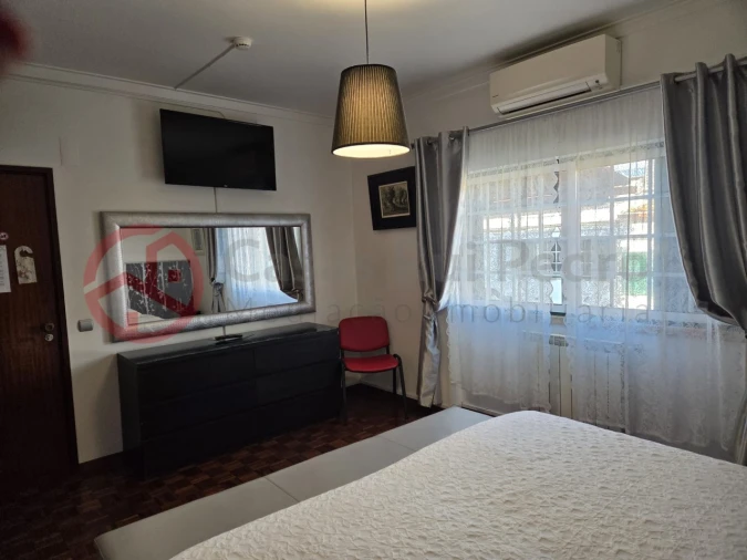 Moradia T6 para Venda em Charneca de Caparica e Sobreda Foto 38