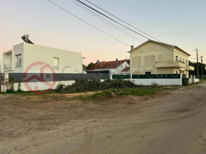 Terreno para Venda em Azeitão (São Lourenço e São Simão) Foto 2