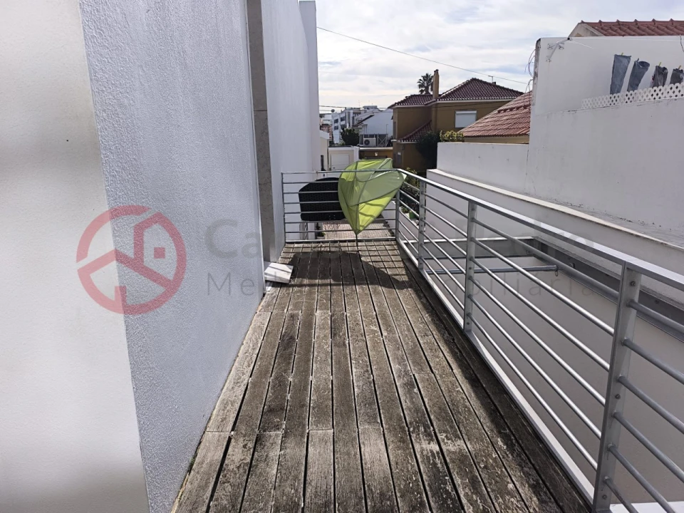 Apartamento T1 para Arrendamento em Costa da Caparica Foto 17