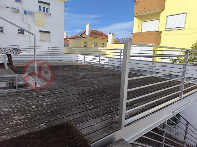 Apartamento T1 para Arrendamento em Costa da Caparica Foto 14