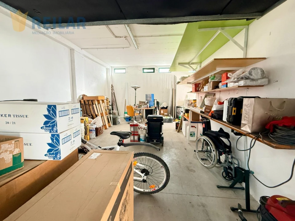 Garagem para Venda em Póvoa de Santa Iria e Forte da Casa Foto 2