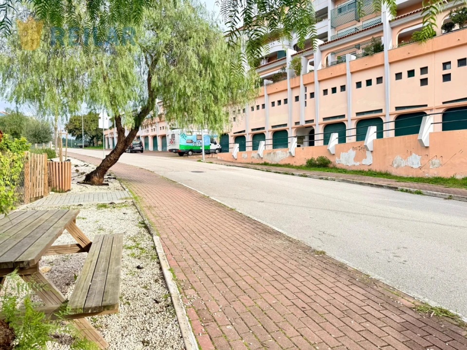 Garagem para Venda em Póvoa de Santa Iria e Forte da Casa Foto 10