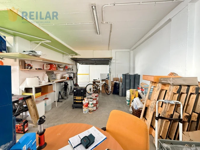 Garagem para Venda em Póvoa de Santa Iria e Forte da Casa Foto 1