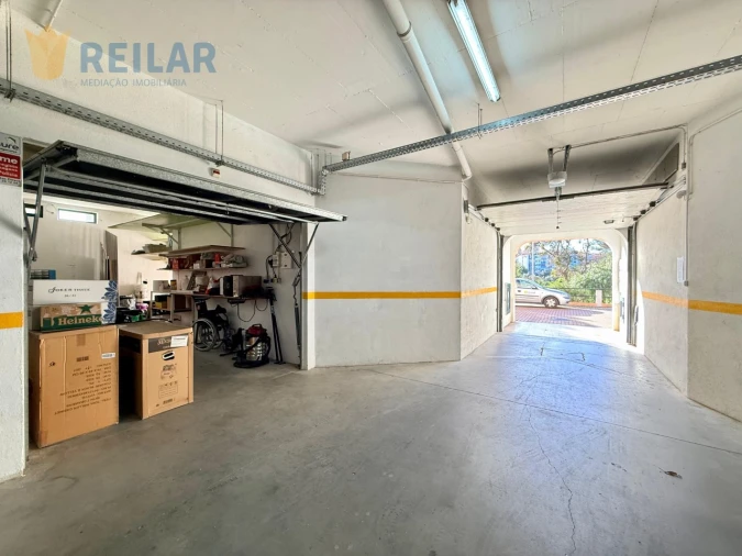 Garagem para Venda em Póvoa de Santa Iria e Forte da Casa Foto 3