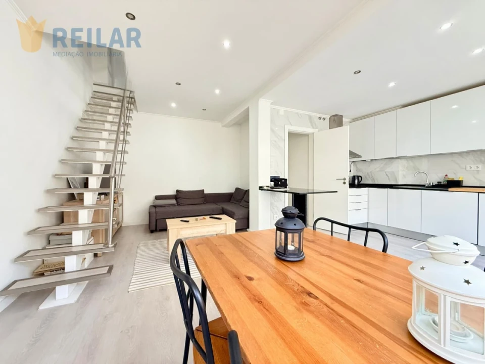 Apartamento T2 para Venda em Póvoa de Santa Iria e Forte da Casa Foto 8