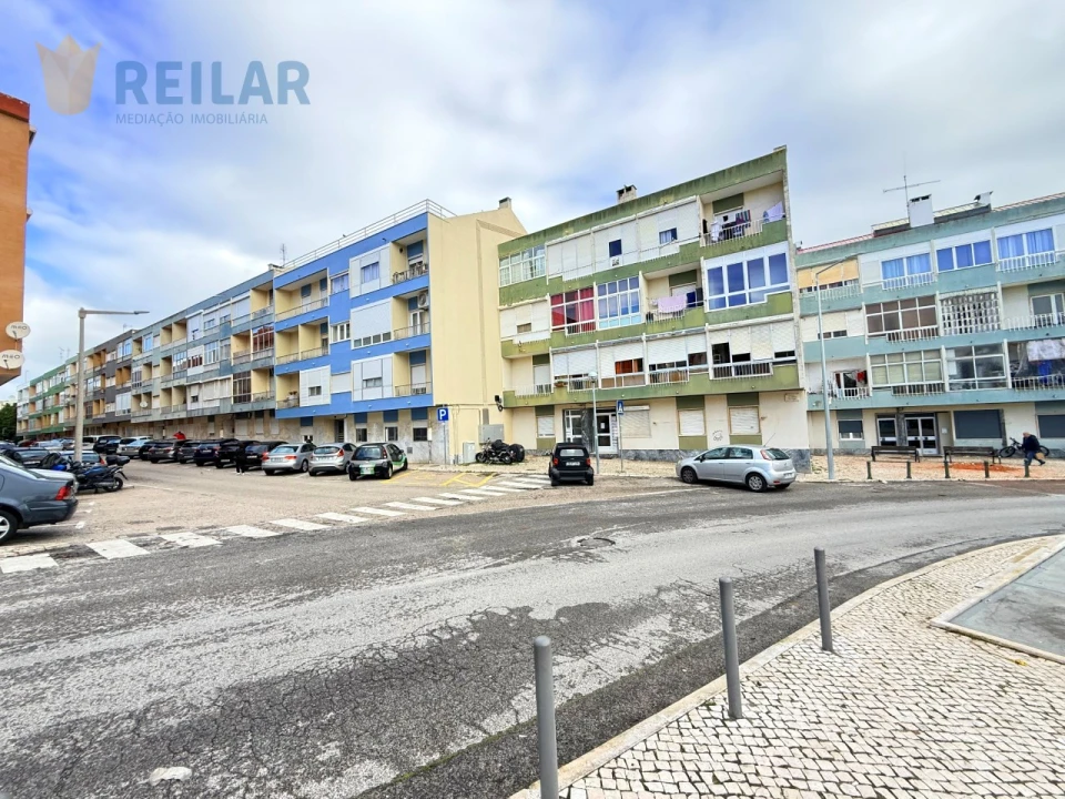 Apartamento T2 para Venda em Póvoa de Santa Iria e Forte da Casa Foto 43