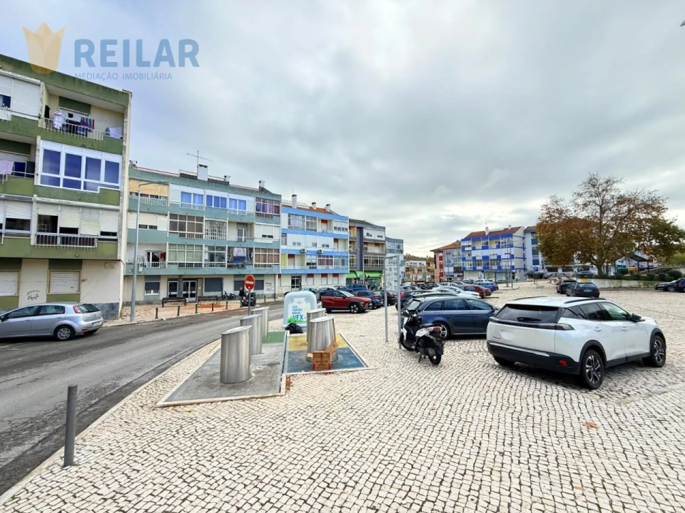 Apartamento T2 para Venda em Póvoa de Santa Iria e Forte da Casa Foto 45