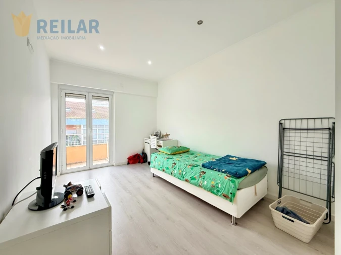 Apartamento T2 para Venda em Póvoa de Santa Iria e Forte da Casa Foto 21