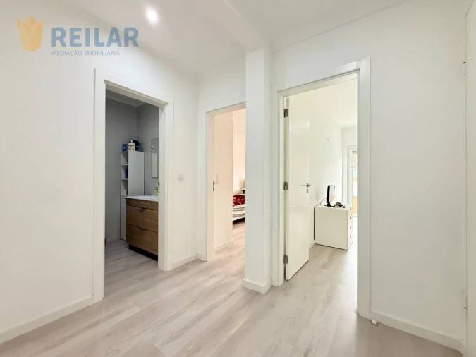Apartamento T2 para Venda em Póvoa de Santa Iria e Forte da Casa Foto 24