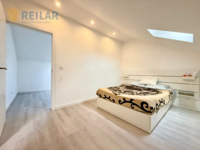 Apartamento T2 para Venda em Póvoa de Santa Iria e Forte da Casa Foto 30