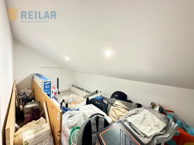 Apartamento T2 para Venda em Póvoa de Santa Iria e Forte da Casa Foto 37