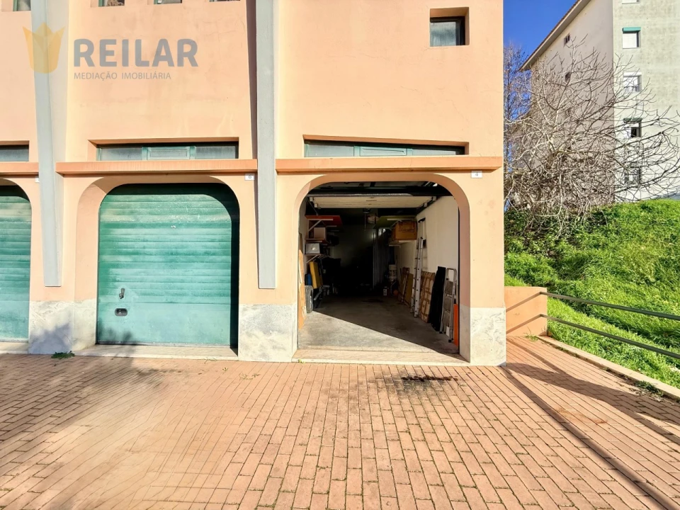 Garagem para Venda em Póvoa de Santa Iria e Forte da Casa Foto 3