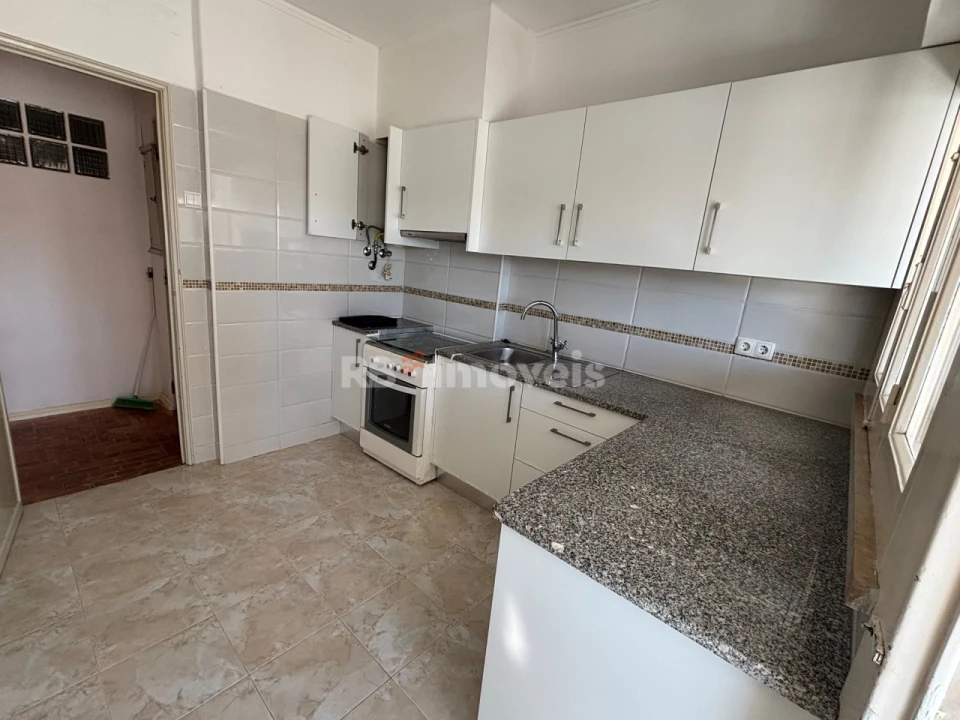 Apartamento T2 para Venda em São João Baptista Foto 11
