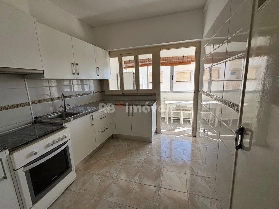 Apartamento T2 para Venda em São João Baptista Foto 12