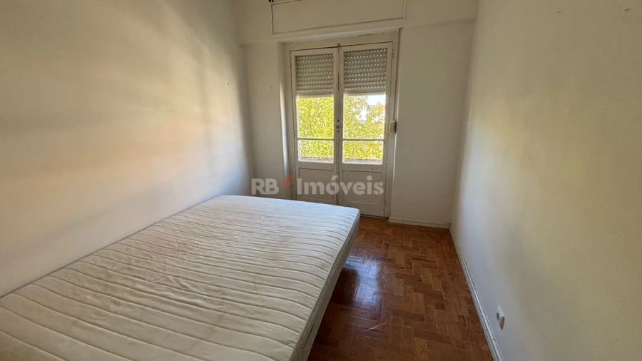 Apartamento T2 para Venda em São João Baptista Foto 18