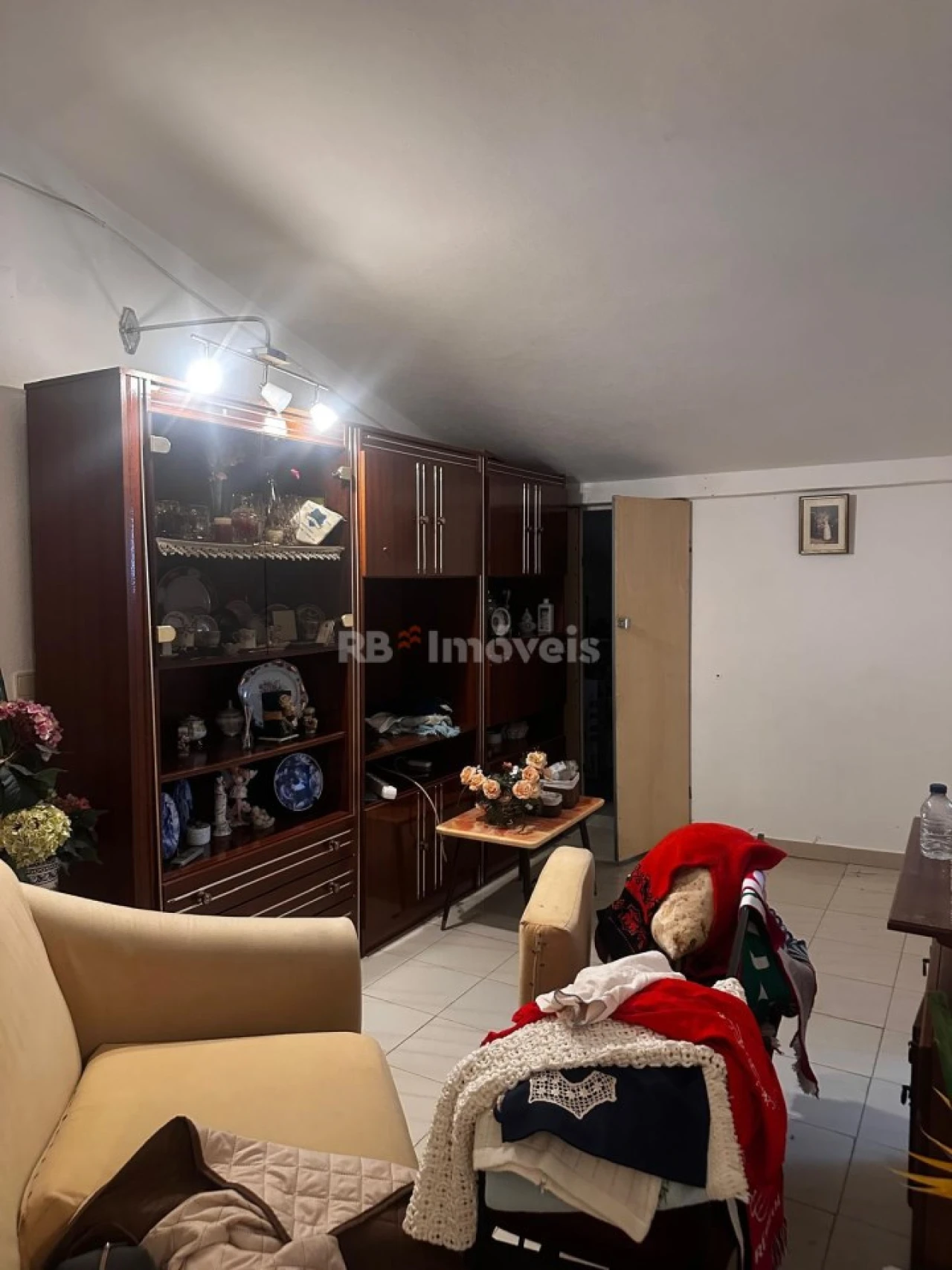 Moradia T4 para Venda em Tramagal Foto 13