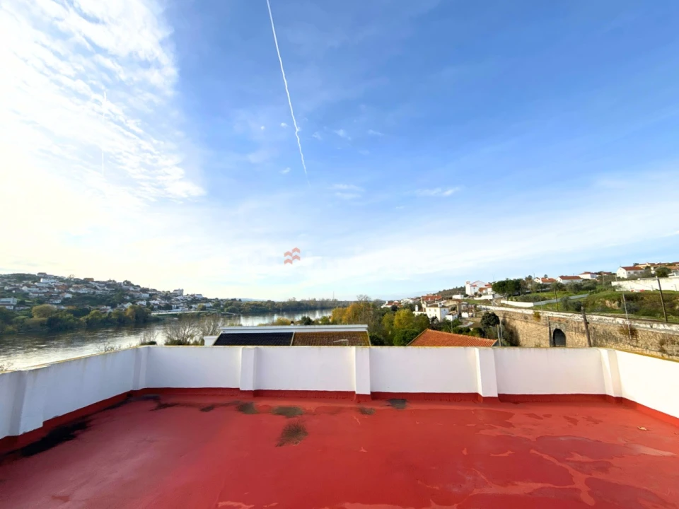 Moradia T7 para Venda em Praia do Ribatejo Foto 36