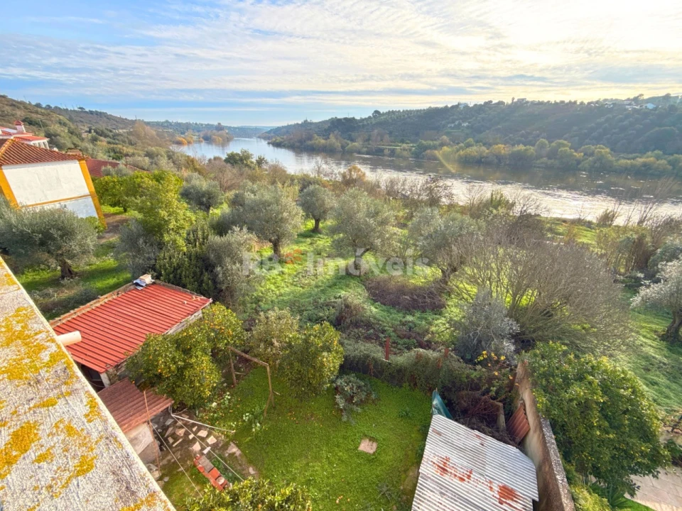 Moradia T7 para Venda em Praia do Ribatejo Foto 38