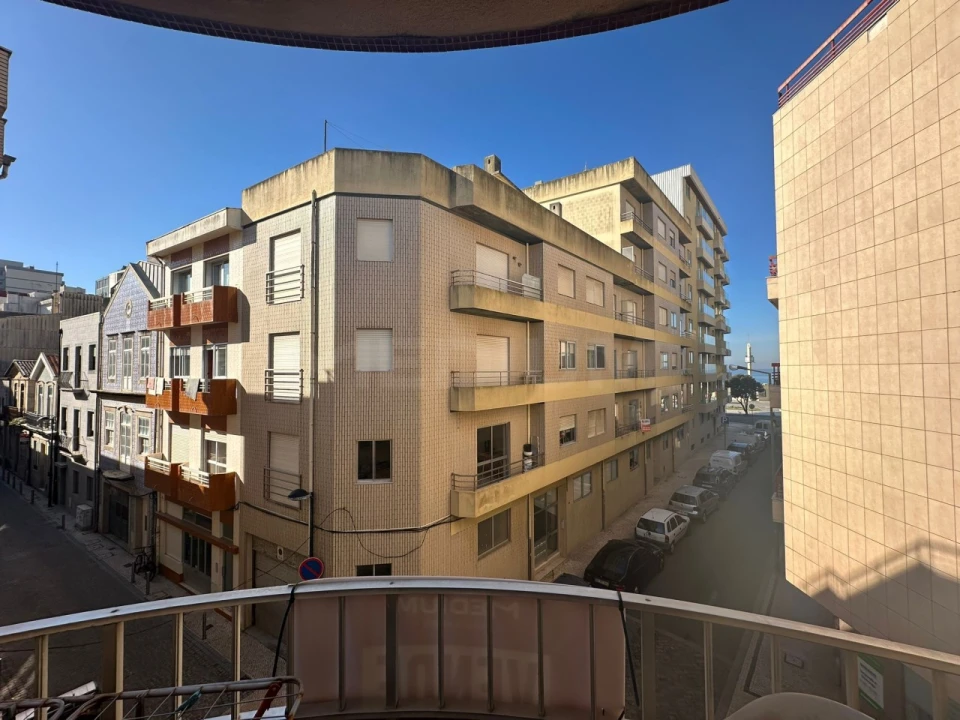 Apartamento T3 para Venda em Póvoa de Varzim, Beiriz e Argivai Foto 1