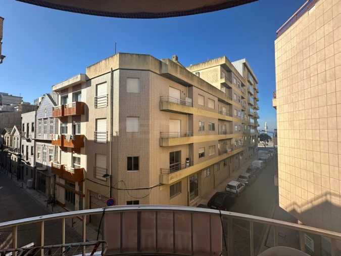 Apartamento T3 para Venda em Póvoa de Varzim, Beiriz e Argivai Foto 1