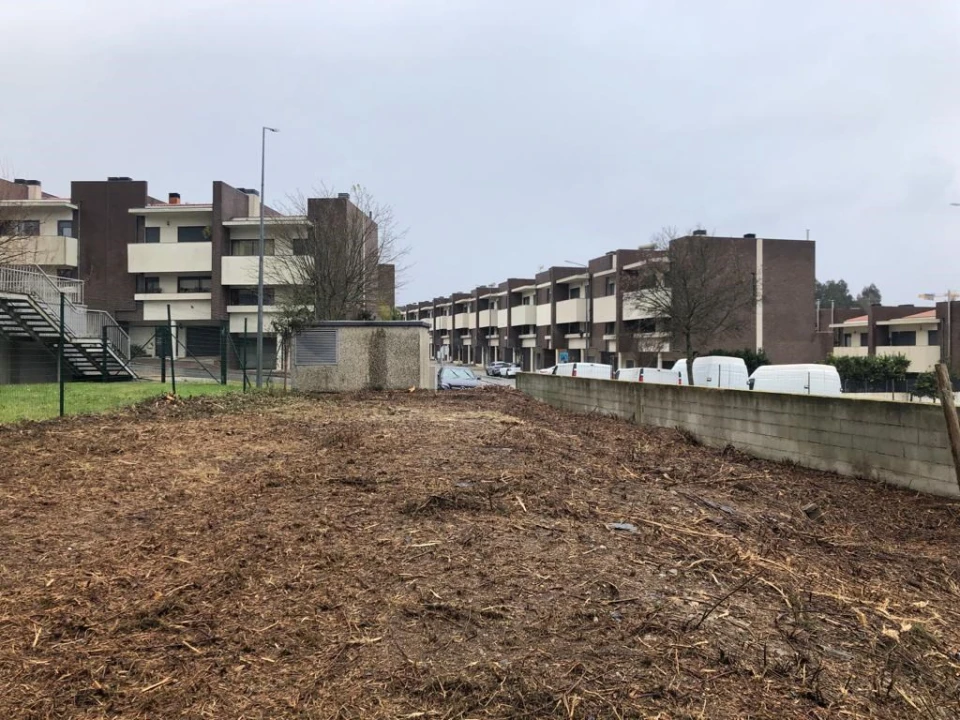 Terreno para Venda em Valongo Foto 1