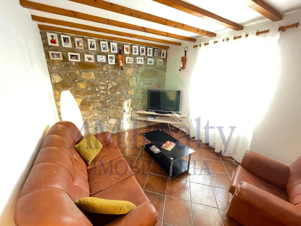 Moradia T2 para Venda em Atouguia da Baleia Foto 8