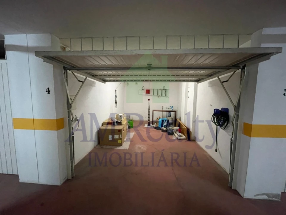 Garagem para Venda em Ferrel Foto 2