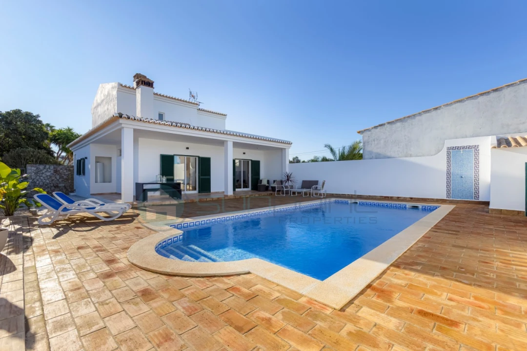 Moradia T3 para Venda em Luz Foto 1