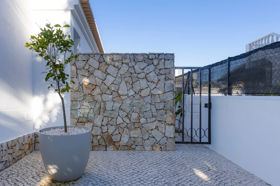 Moradia T3 para Venda em Luz Foto 2