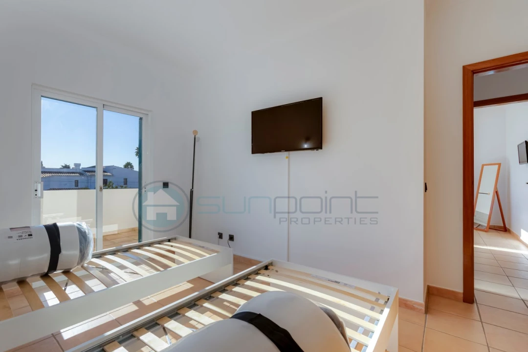 Moradia T3 para Venda em Luz Foto 27