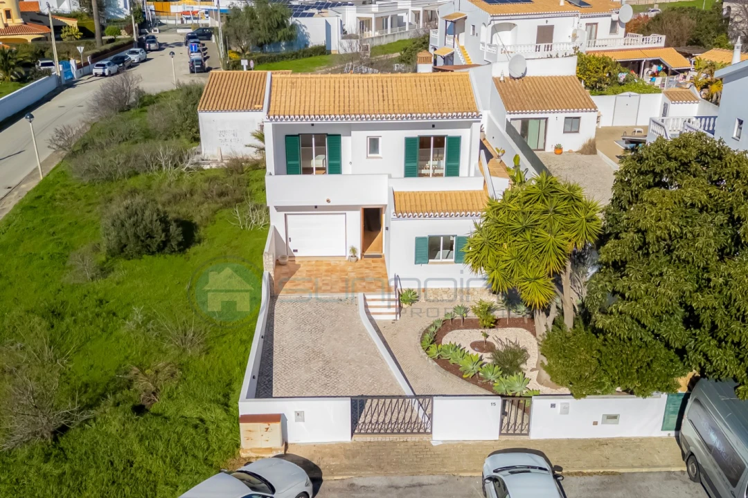 Moradia T3 para Venda em Luz Foto 34