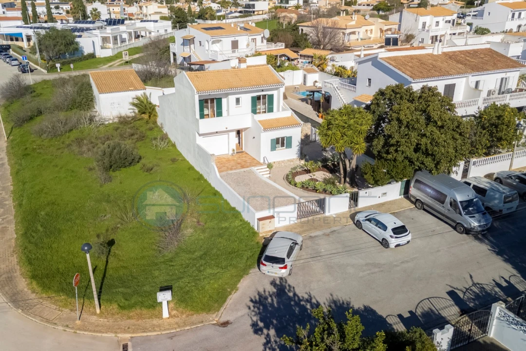 Moradia T3 para Venda em Luz Foto 38