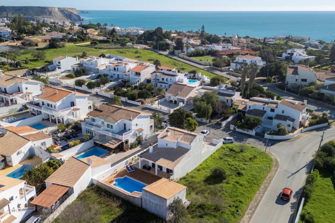 Moradia T3 para Venda em Luz Foto 40