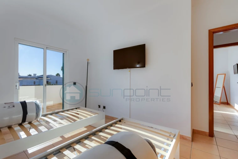 Moradia T3 para Venda em Luz Foto 27