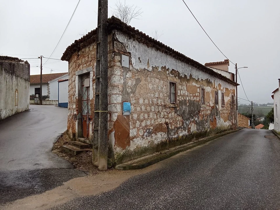 Moradia T2 para Venda em Romeira e Várzea Foto 6